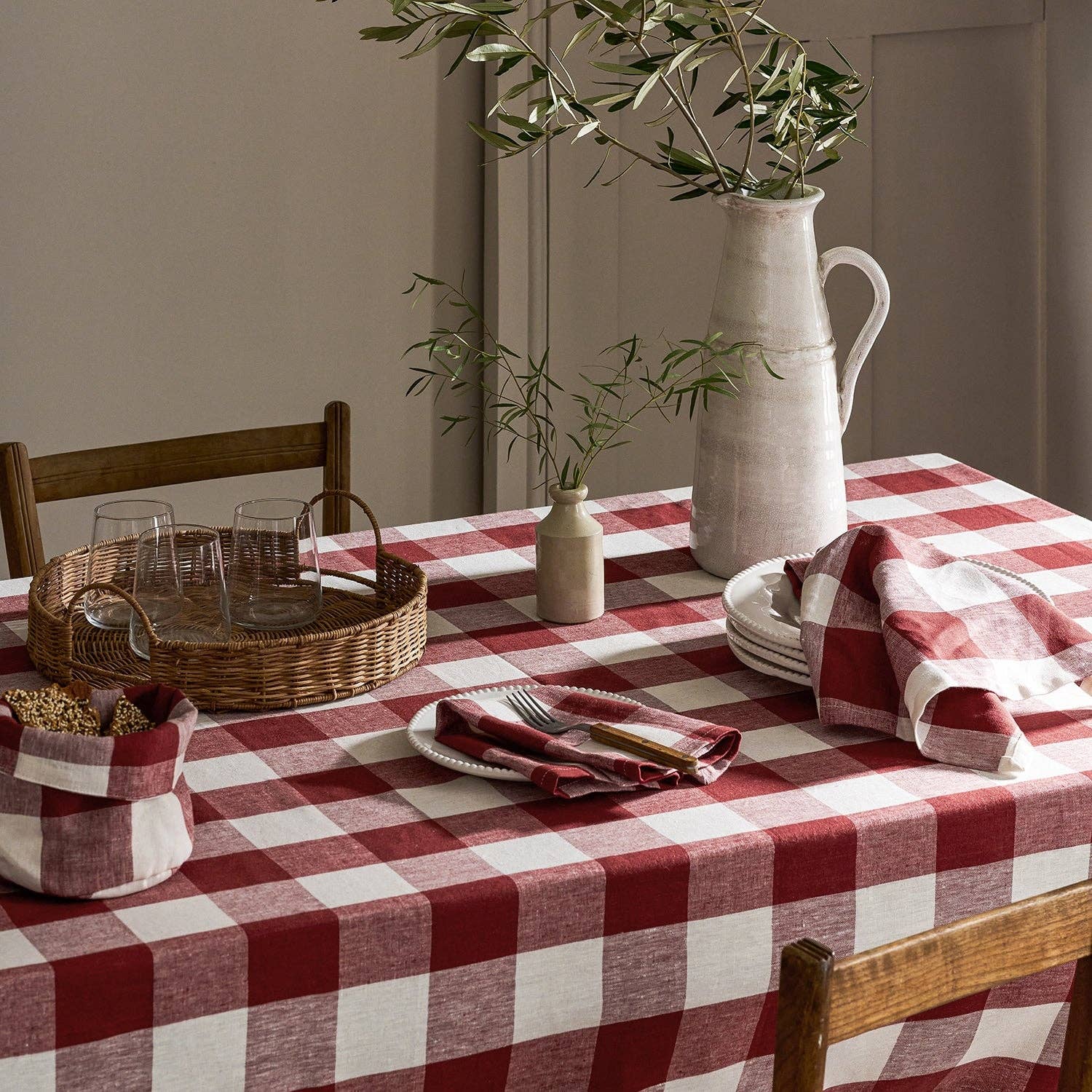 Sophie Allport – wholesale Dinner & cloth napkin – Rustic Red Gingham Linen Napkins (Set of 4)2