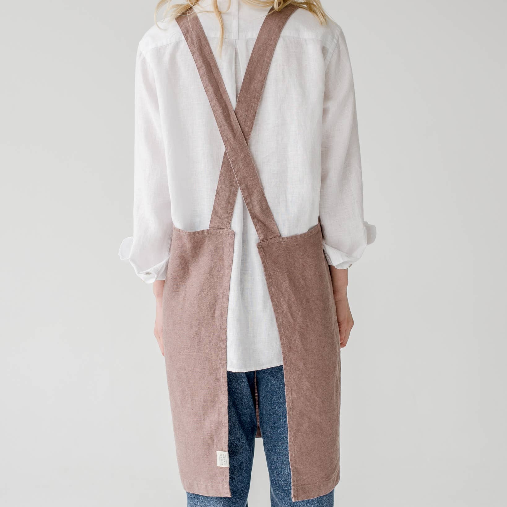 Linen Tales (We cover U.S. import duties) – Engroshandel Forklæde – Linned japansk forklæde med krydsryg fra Ashes of Roses1