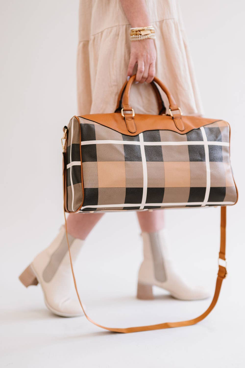 modern and chic - Wholesale Weekender Bag - Women's - Vienna Overnighter7