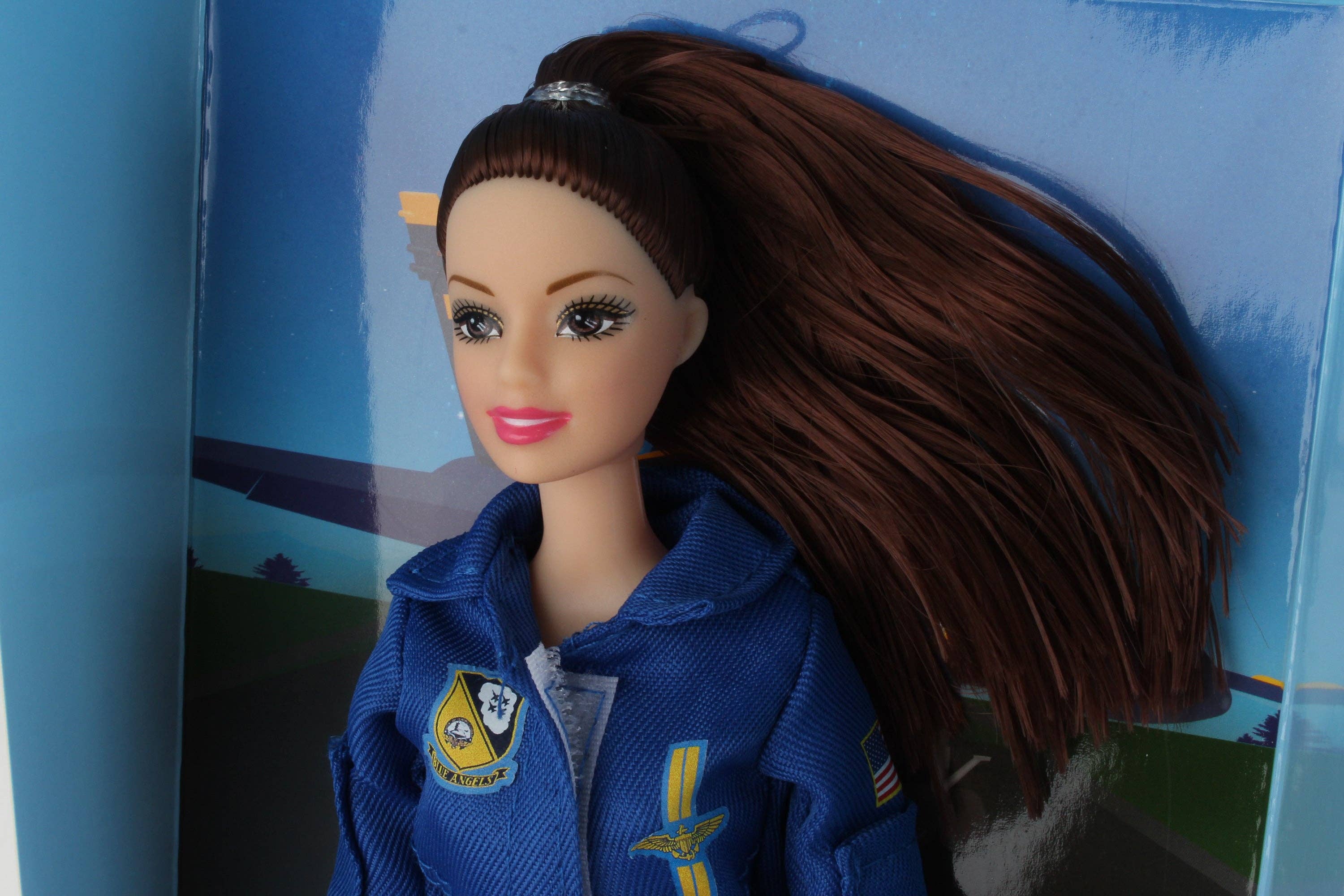 Daron Worldwide Trading - Wholesale Doll - Kids - DA381 Blue Angels Doll Female  by Daron Toys7