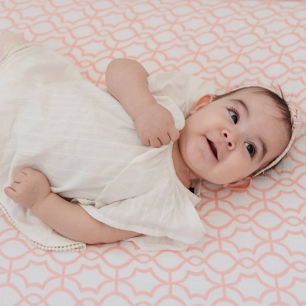 Bebe au Lait – Engroshandel Lagner til vugger – Trellis Classic Muslin Crib Sheet2