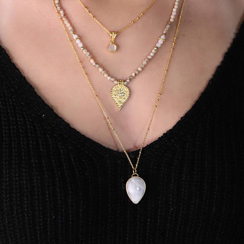 MOONSOON - Wholesale Pendant/Charm Necklace - Lotus Necklace Labradorite Moonstone'2
