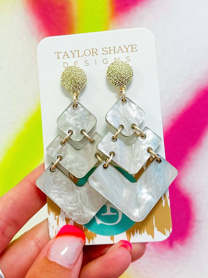 Gocce Shimmer Isabel per la vendita all'ingrosso da parte di Taylor Shaye Designs