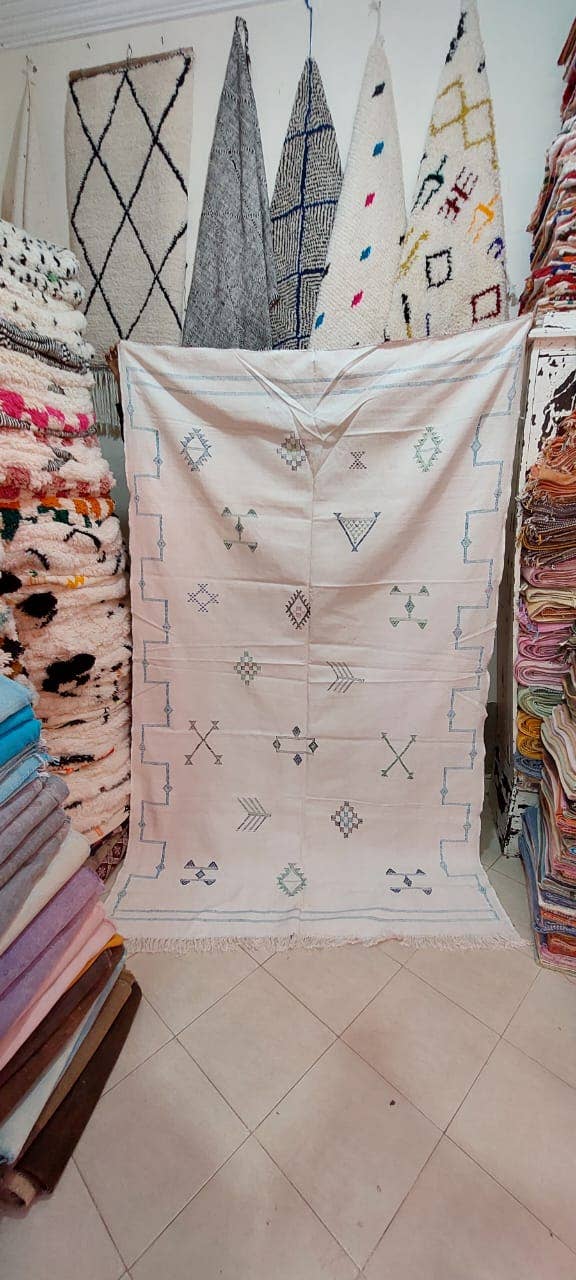 Maroccarpets Poufs and pillows wholesale +31648976894 – wholesale Area rug – New HANDMADE MOROCCAN Cactus Silk Rug13