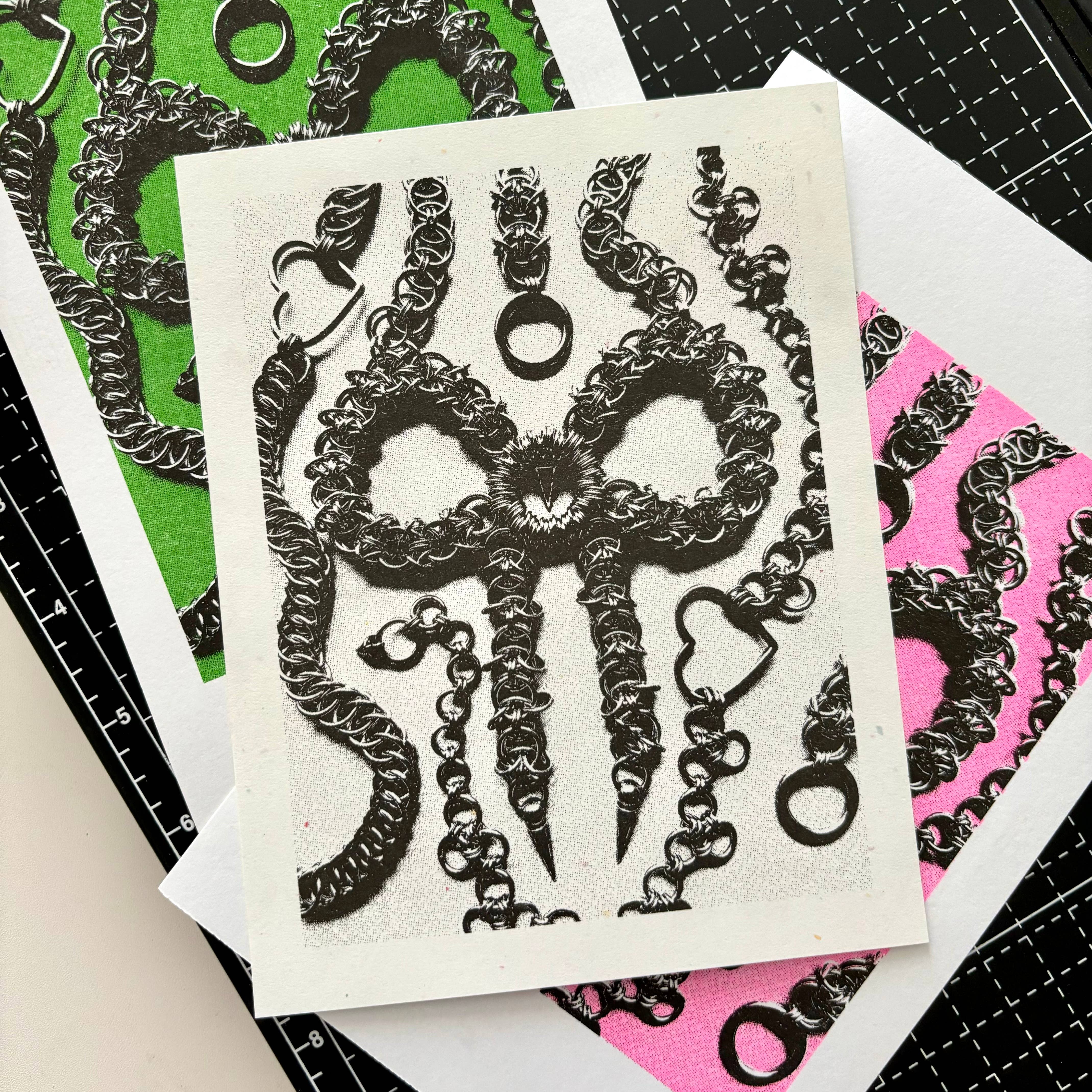 Mestiza Makes - Wholesale Art Print - Chainmaille Bow Riso Print1