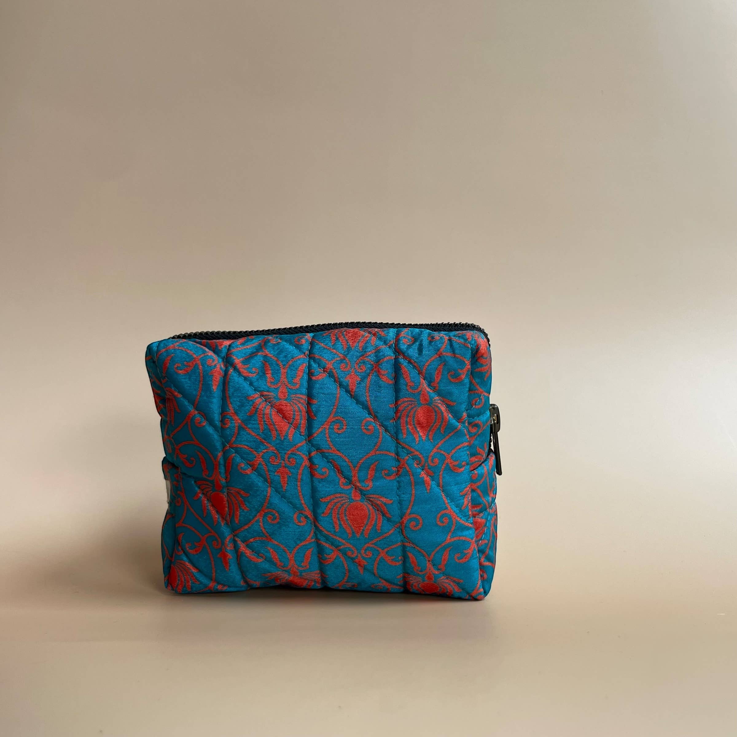 LAYA Cph - Wholesale Makeup/Cosmetic Bag - Nia Makeup Pouch – Sari Collection4