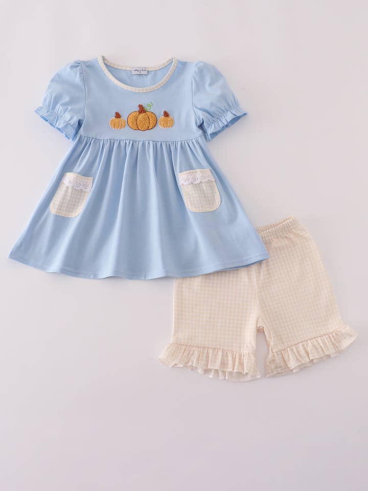 Blauwe pompoen Franse knoop ruche shorts set voor wholesale door Mom & Co.