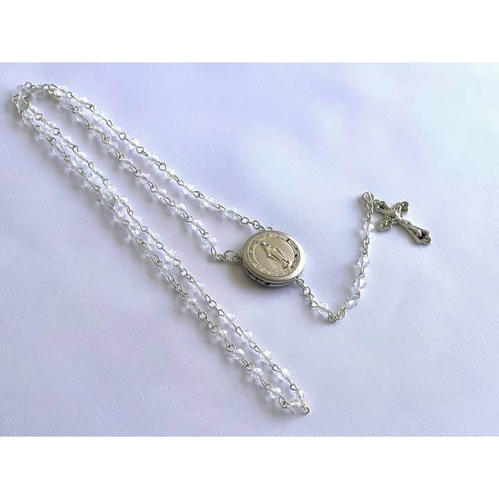 Klar krystal medaljon Rosenkrans for engroshandel hos Simply Charming