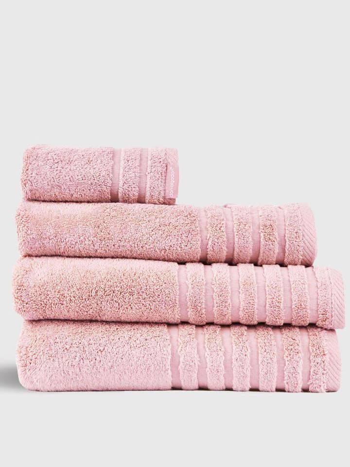 SET OF TOWELS ES3079 TOWELS (600Gr) WITH COTTON for wholesale by SWEET MAGIC MODA Y COMPLEMENTOS