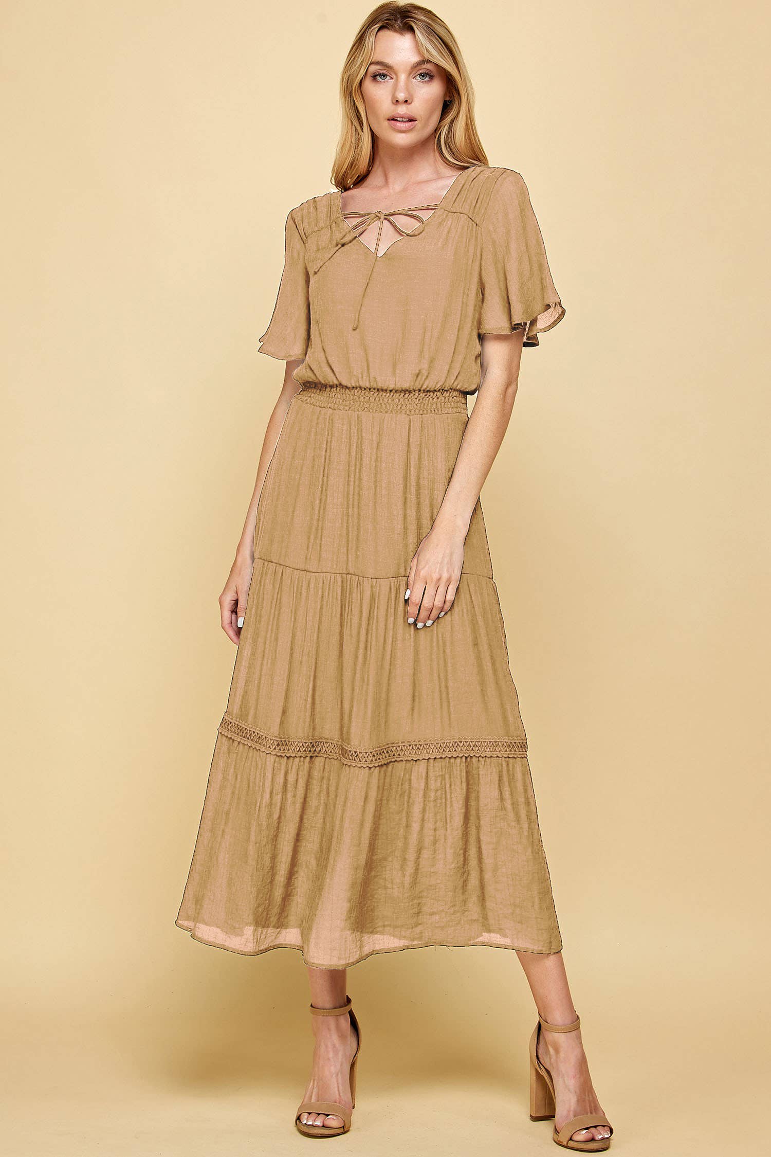 Winslow Collection - Vente Robe – femme - Robe maxi à volants en crochet avec ouverture clé, 9 couleurs, Y87291145