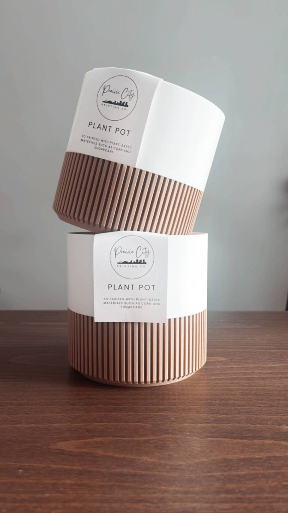 Prairie City Printing Co. – wholesale Kruka – Tvåfärgad trä- och färgkruka2