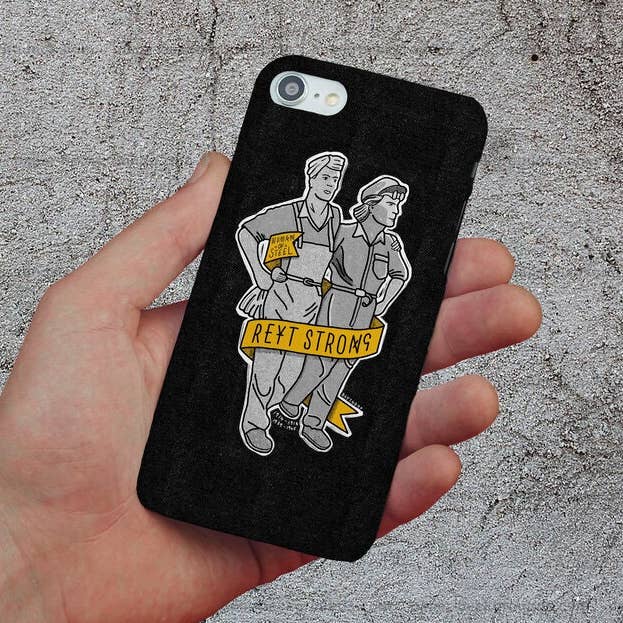 Reyt Starke Frauen aus Stahl - Handyhülle für den Großhandel von Reyt Good Illustration