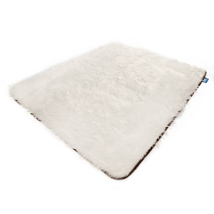 Paw Brands - Wholesale Pet Blanket - Dog - PupProtectorâ„¢ Waterproof Throw Blanket - Polar White