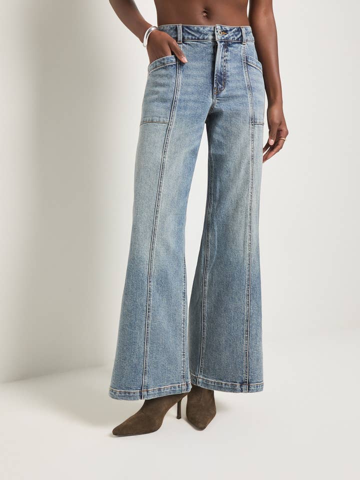 Seventy Eight and Sunny (SEAS) - Wholesale Jeans - Women's - Nomad Flare Jean1