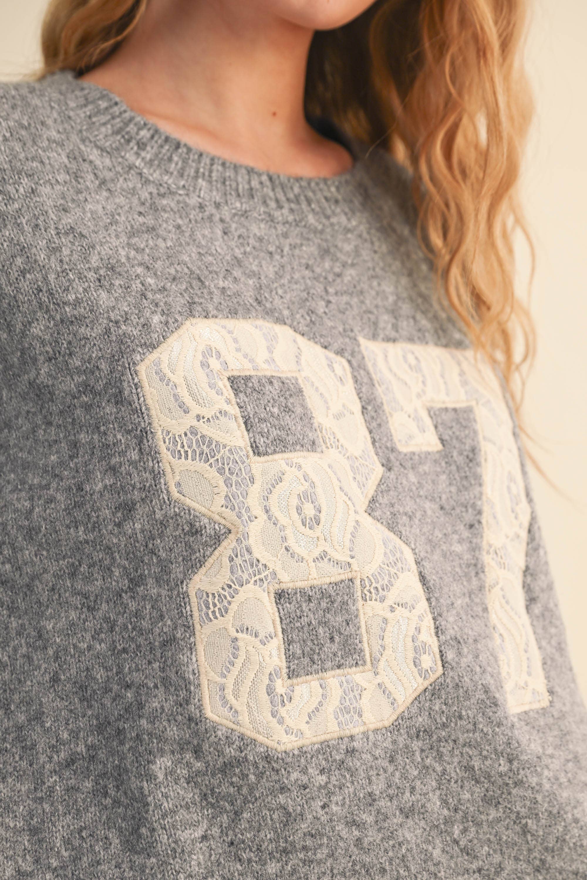 Klesis - Vente Pull en maille – femme - IT4429 87 HAUT EN MAILLE AVEC CONTRASTE DE DENTELLE18