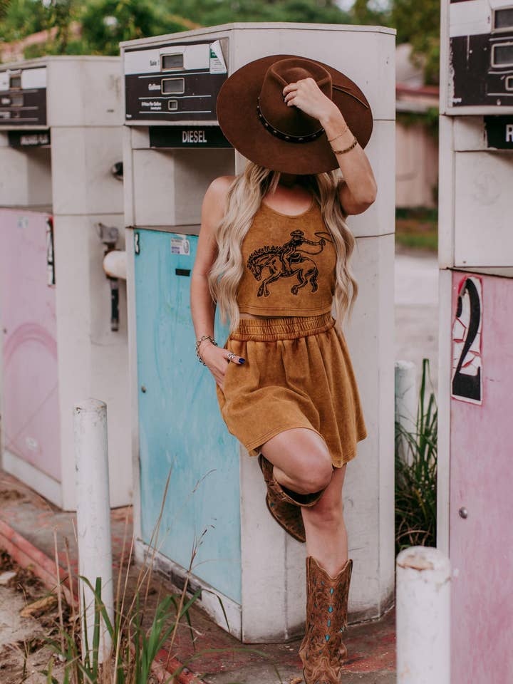 MK428 Bronc Bustin' Weekend 2-delt afgrødesæt - Sennep for engroshandel hos Merigold Kiss