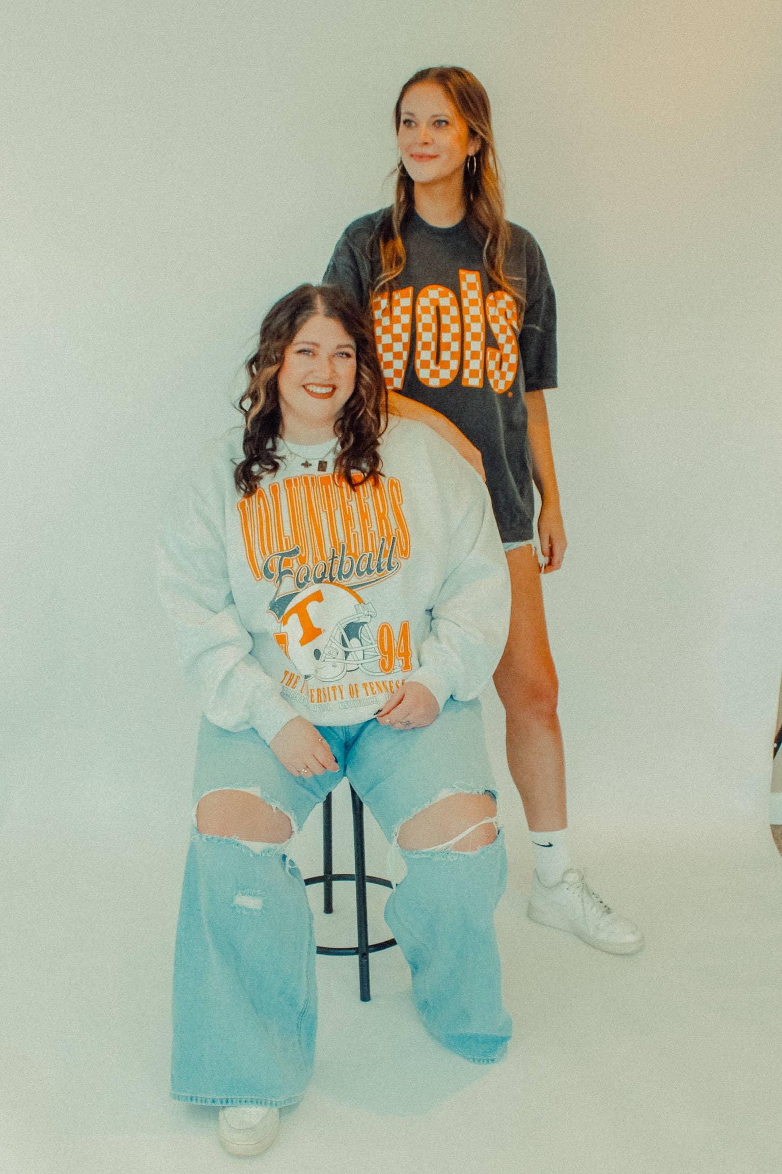 The Clandestine Underground – Großhandel T-Shirt mit Siebdruck – Unisex – Tennessee VOLS, Karo-Boxy-Baumwoll-T-Shirt11