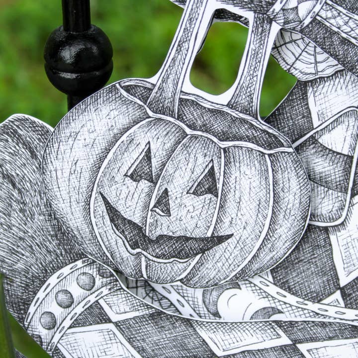 Mackenzie Myrick Studio - Wholesale Decorative Figurine - The Trick-or-Treater | Articulated Cat Decoration3