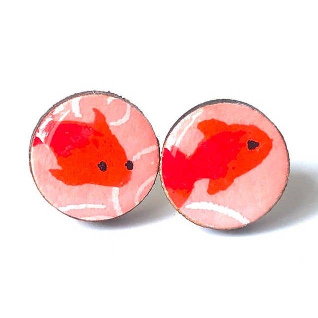 Rosa Koi Ohrstecker für den Großhandel von Prettykiku