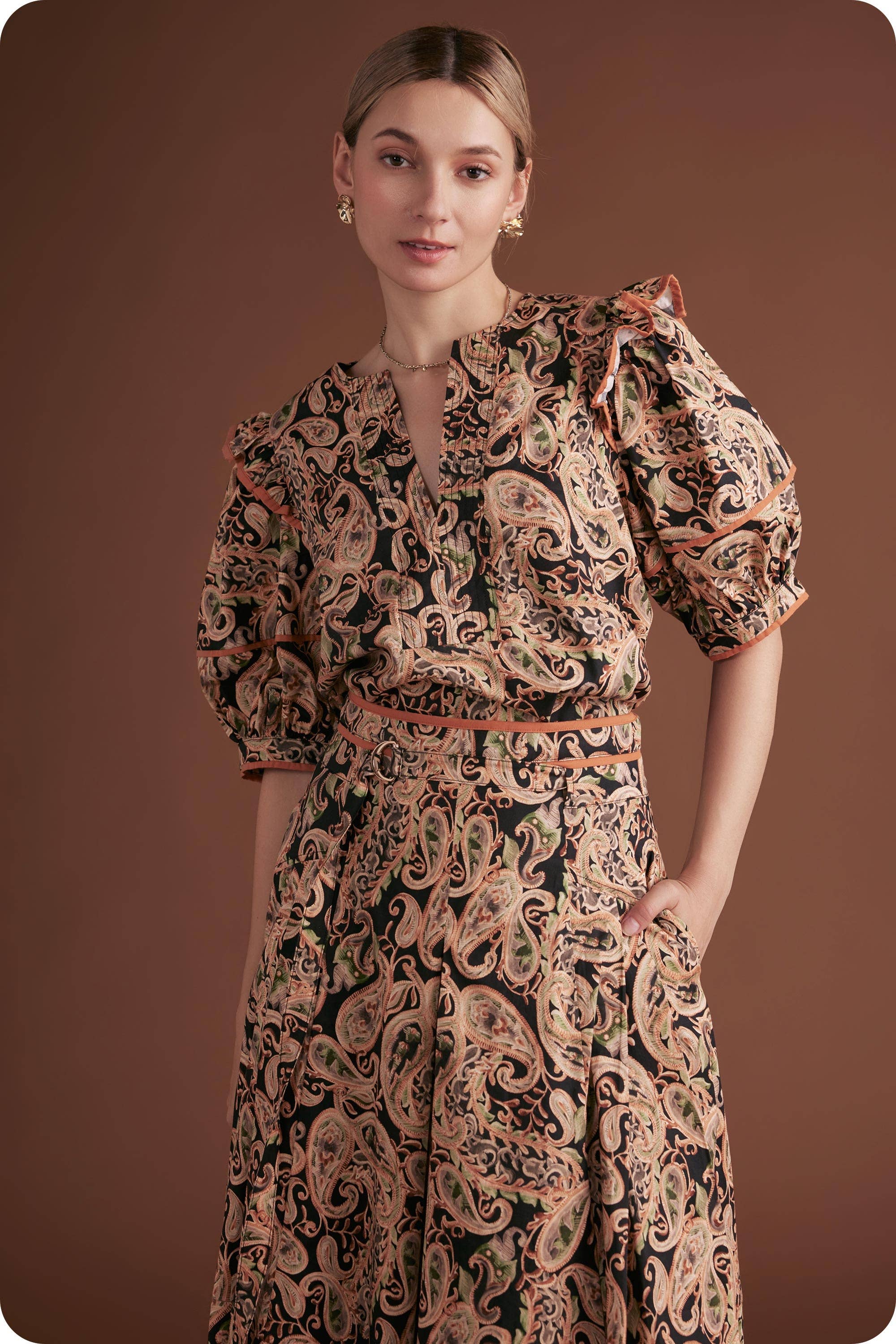 Black Multi Posh Paisley Printed Contrast Binding Top for wholesale on Faire3