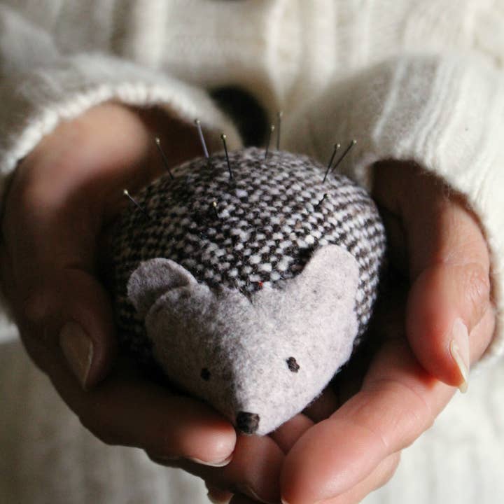 NNK Press - Wholesale Craft Sewing Kit - Little Hedgehog Pincushion Sewing Pattern