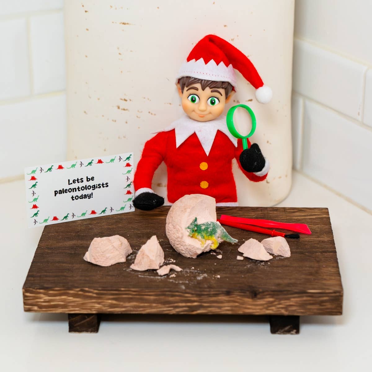 Crafty Holiday Helper - Wholesale Christmas Decoration - 2023 Christmas Elf Adventure18