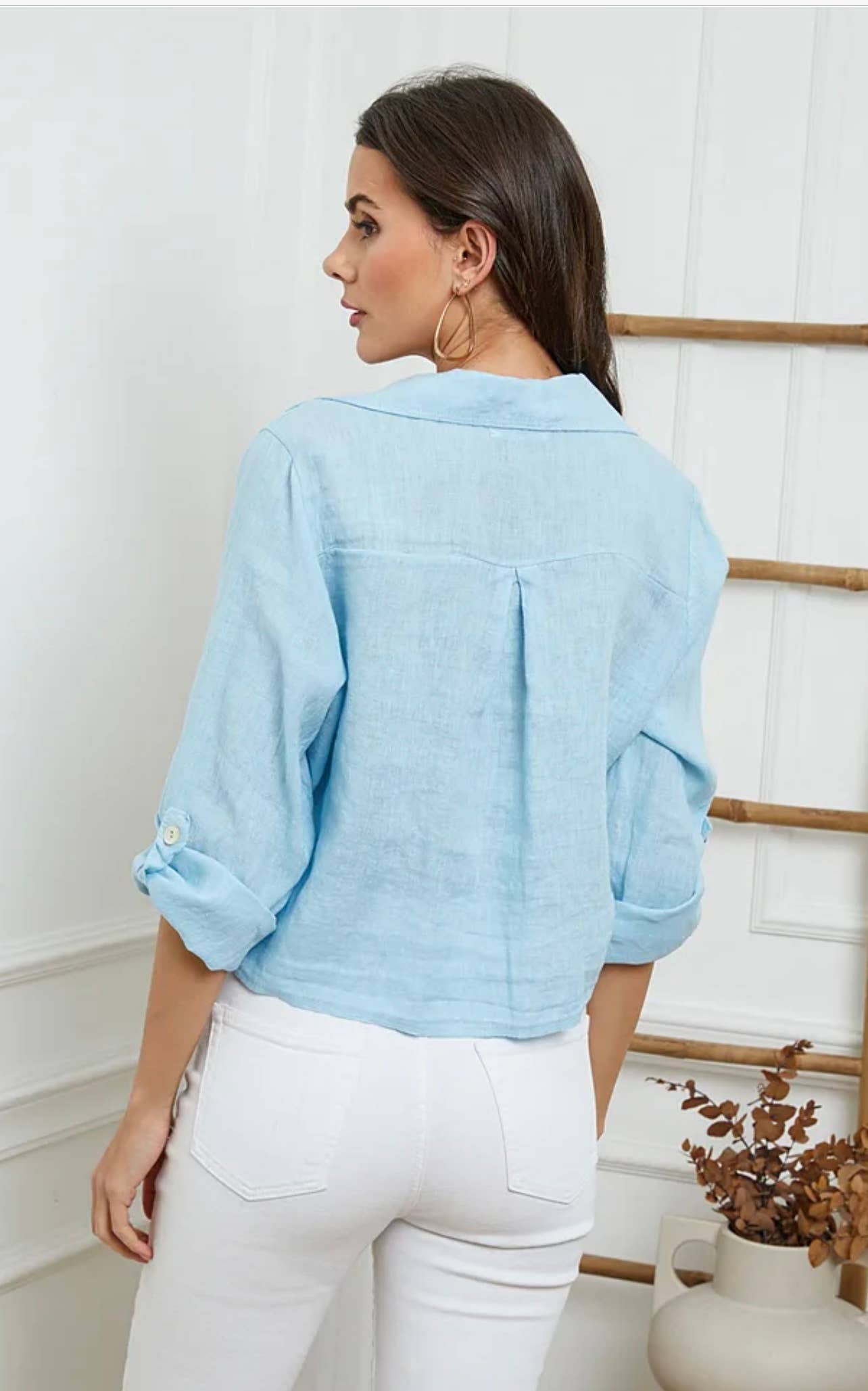 LÉA & LUC - Venta al por mayor Camisa con botones - Mujer - Camisas anudadas a la cintura en 100% lino REF. 220230