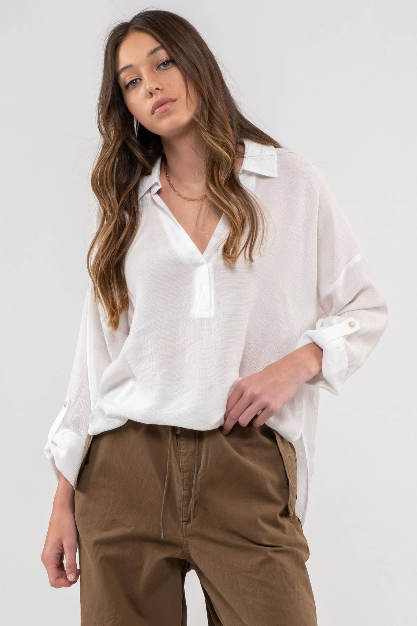 Blu Pepper – wholesale Blus - Dam – KRAGE DELAD HALS LÅNG ÄRM0