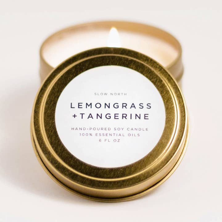 Viaje Velas de Lata | Lemongrass + Mandarina (6 Oz) para venta al por mayor de Slow North
