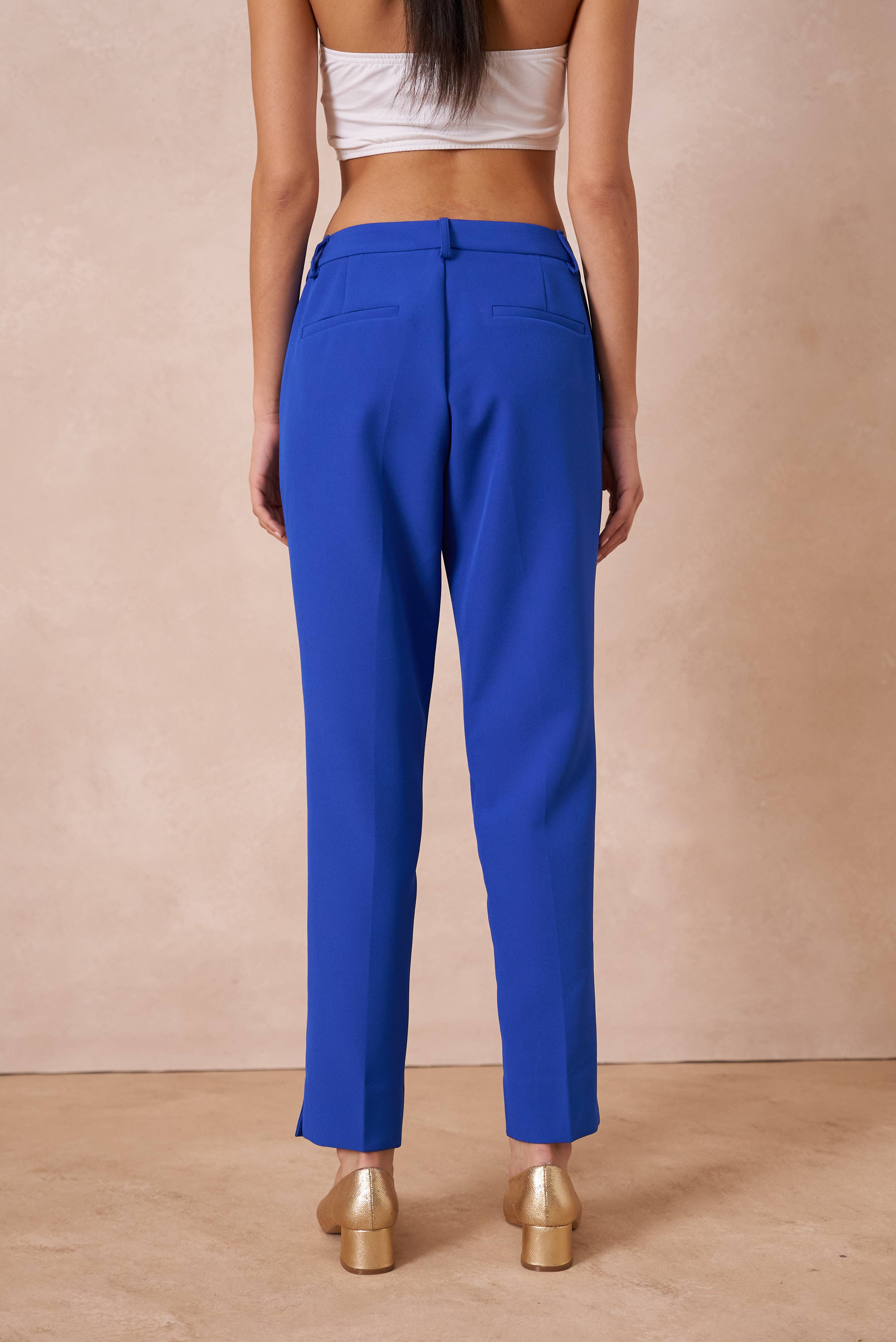 Attentif Paris – wholesale Pants – Women's – [Timeless] High-waisted cigarette pants37