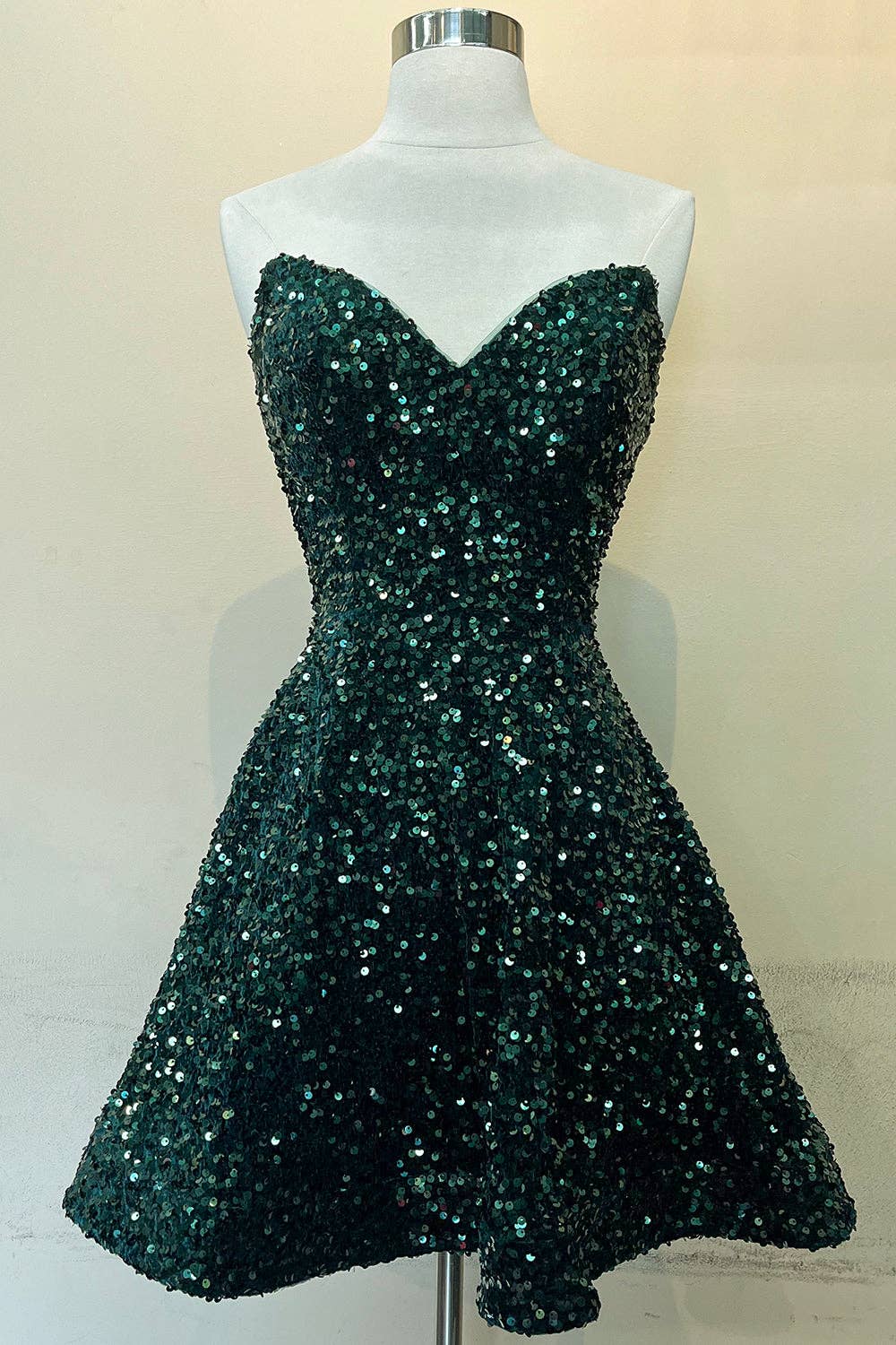 LA Merchandise - Wholesale Dress - Women's - LAA395S Short Strapless Homecoming Sequined Dress1