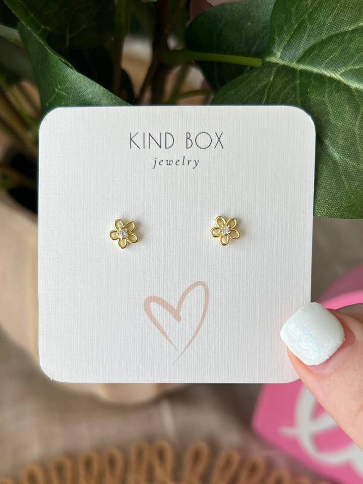 Earrings: Gold Mini Daisies for wholesale by Kind Box