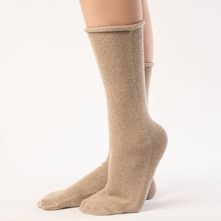 menique - Wholesale Socks - Women's - Women's Socks Knitted Merino Creamy Beige1