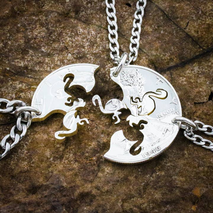 3 Flamingo Flock, Drie BFF Vogels van een Veren Munt Ketting voor wholesale door NameCoins