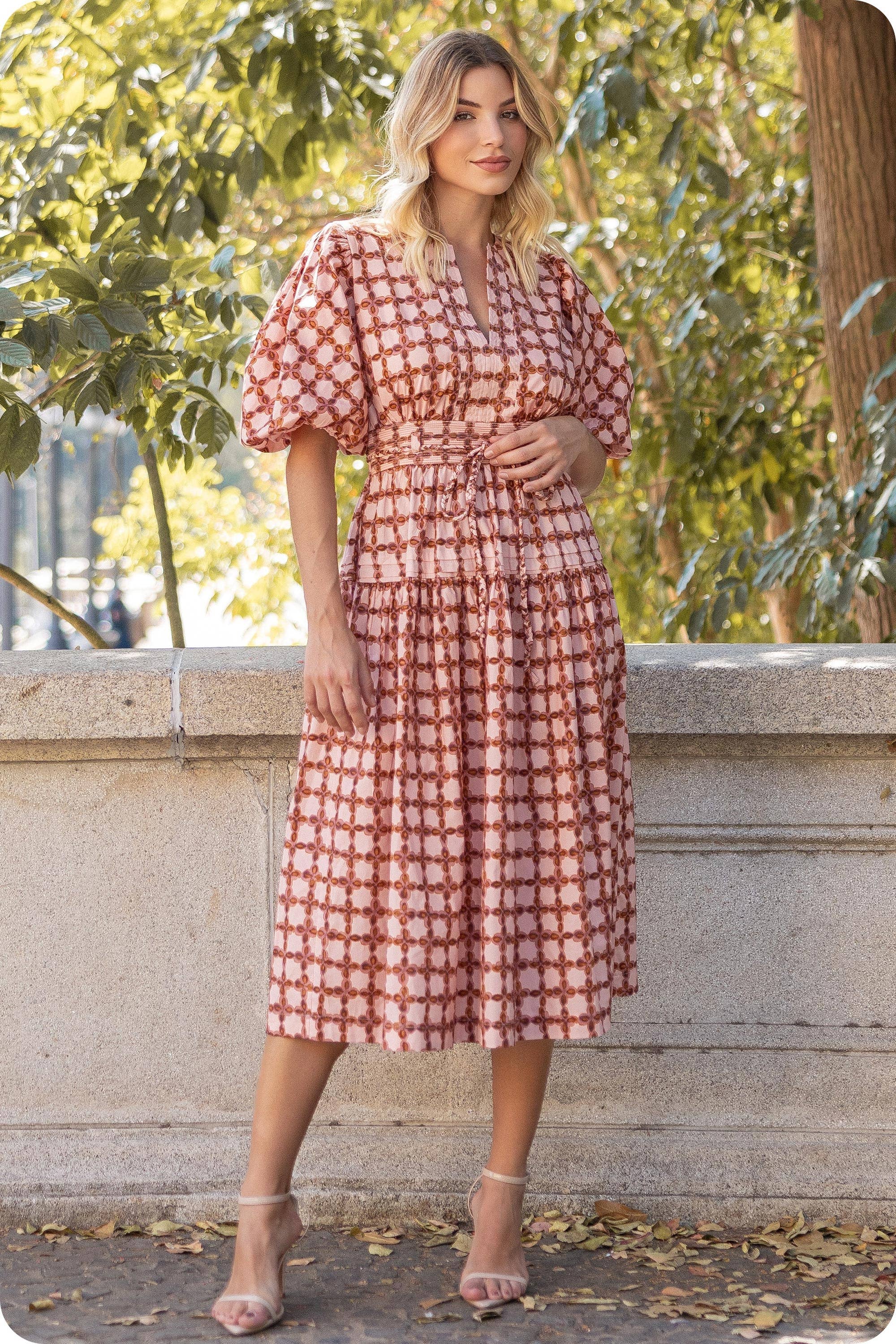 Multi Abito midi con maniche a sbuffo stampato Chainlink in vendita all'ingrosso su Faire2