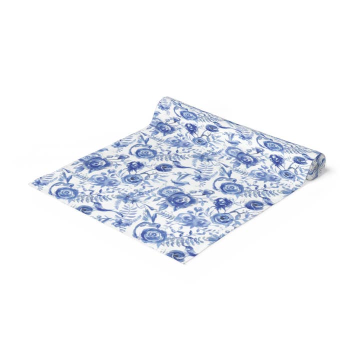 Blanc Chemin de table Bluebirds & Blossoms, décoration de mariage, 16 x 90 pouces en vente sur Faire2