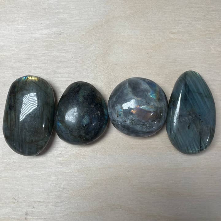 Keystone Crystals - Wholesale Spiritual stone/crystal - Labradorite Palm Stone Wholesale | Crystal Healing Stone