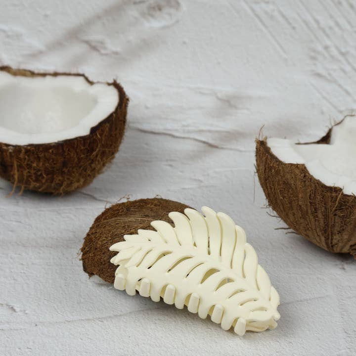 Nakoa The Label - Wholesale Hair clip – Women’s - Claw Clip - Leaf - Ivory