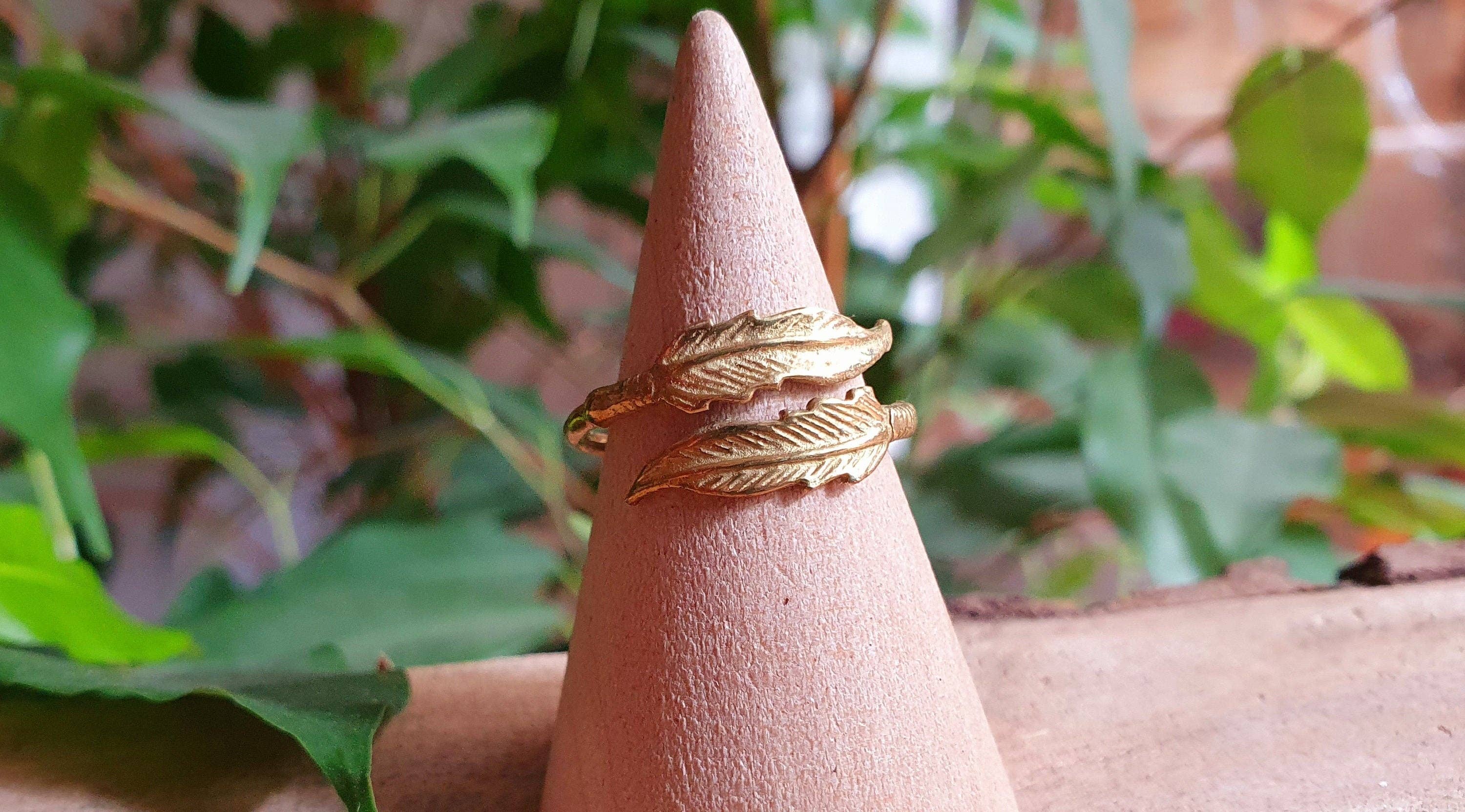 Kaali Boutique – wholesale Band/stacked ring – Brass Feather Boho Ring /  Ethnic / Rustic / Festival / Tribal / Blue / Hippie / Gypsy / Psy / Stone / Feather ring / Feather jewellery6