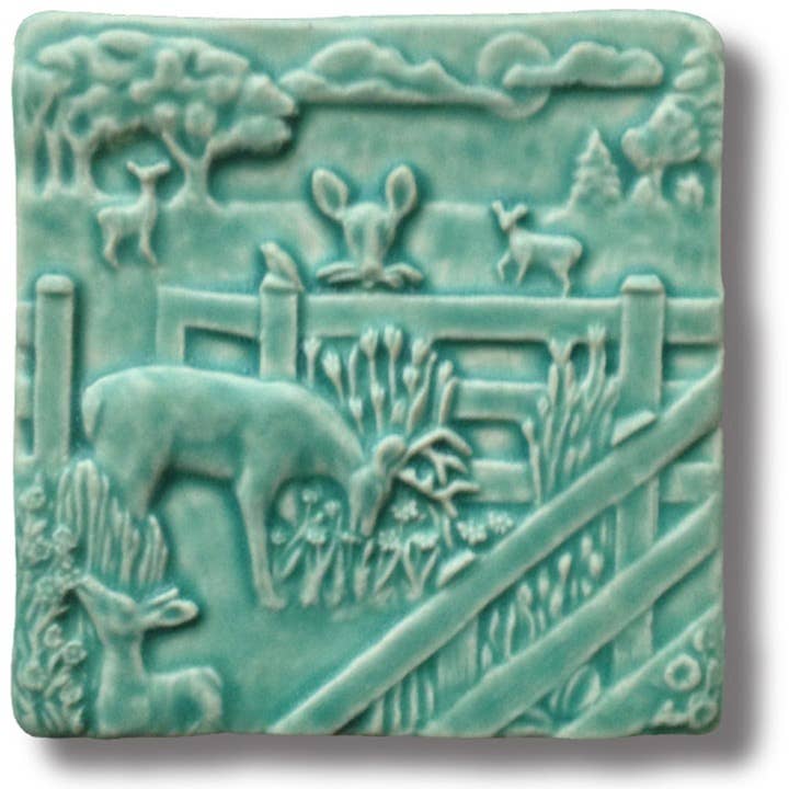 Whistling Frog Tile Inc. – Großhandel Wandfliesen – Hirsch im Garten Kunstfliese | Einzigartiges 4x4" Walddekor Geschenk
