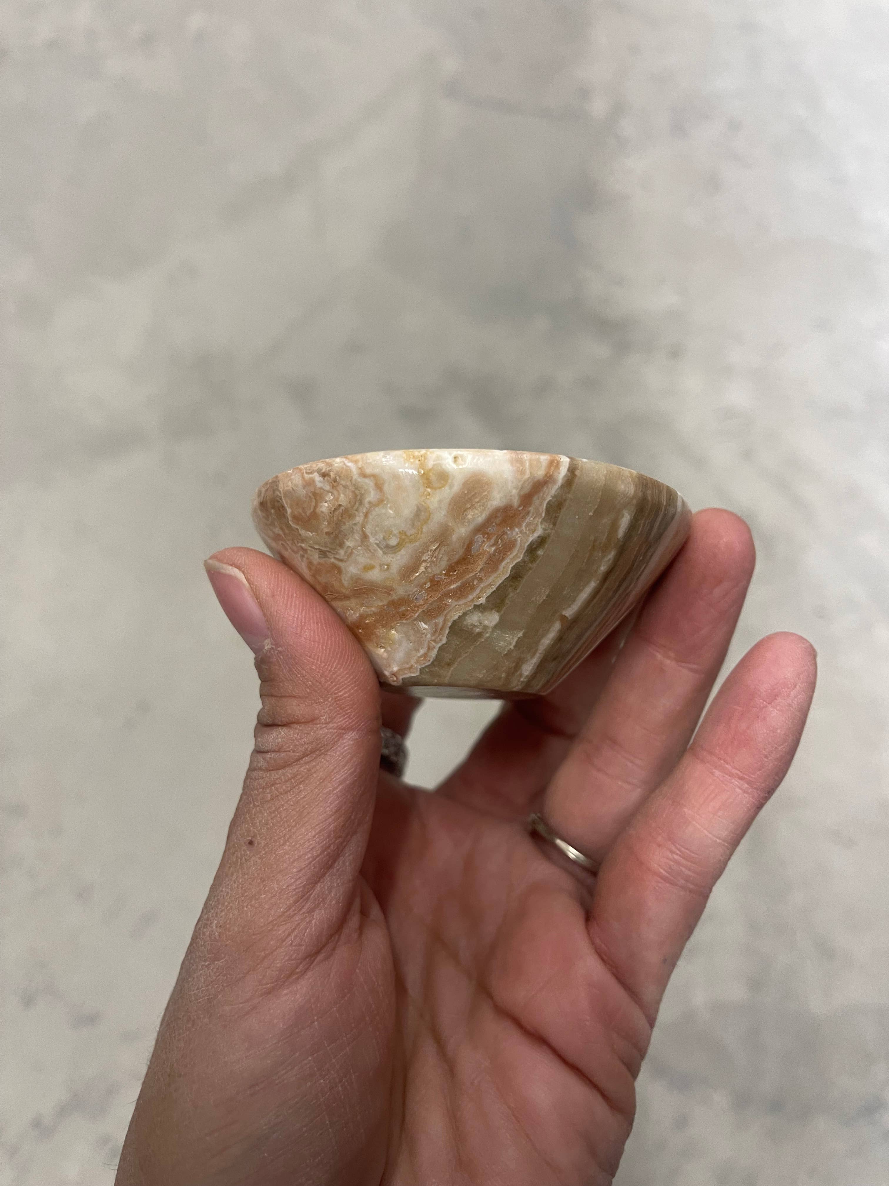 Casablanca Exports - Wholesale Decorative Plate/Dish/Bowl - Banded onyx mini bowl 1