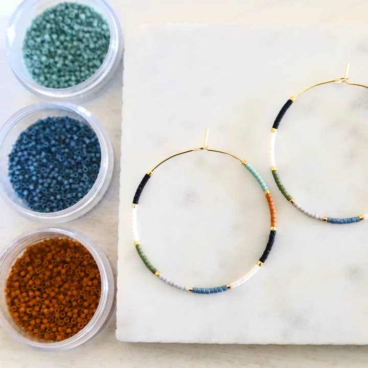 aros tipo argolla de cristal miyuki de Yellowstone para venta al por mayor de Girls Day Out by Amy Houston