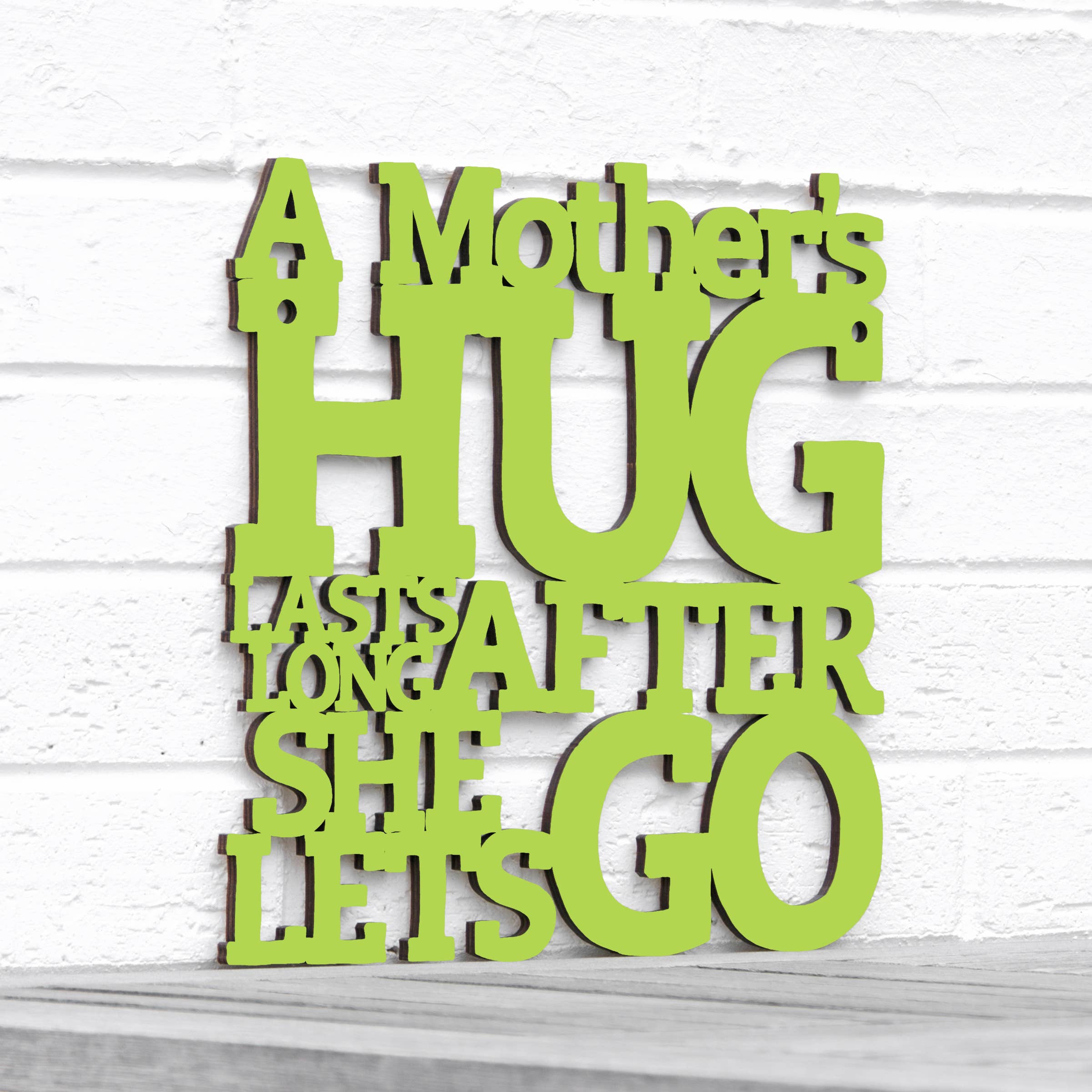 Spunky Fluff - Wholesale Wall Sign - A Mother's Hug Lasts Long11