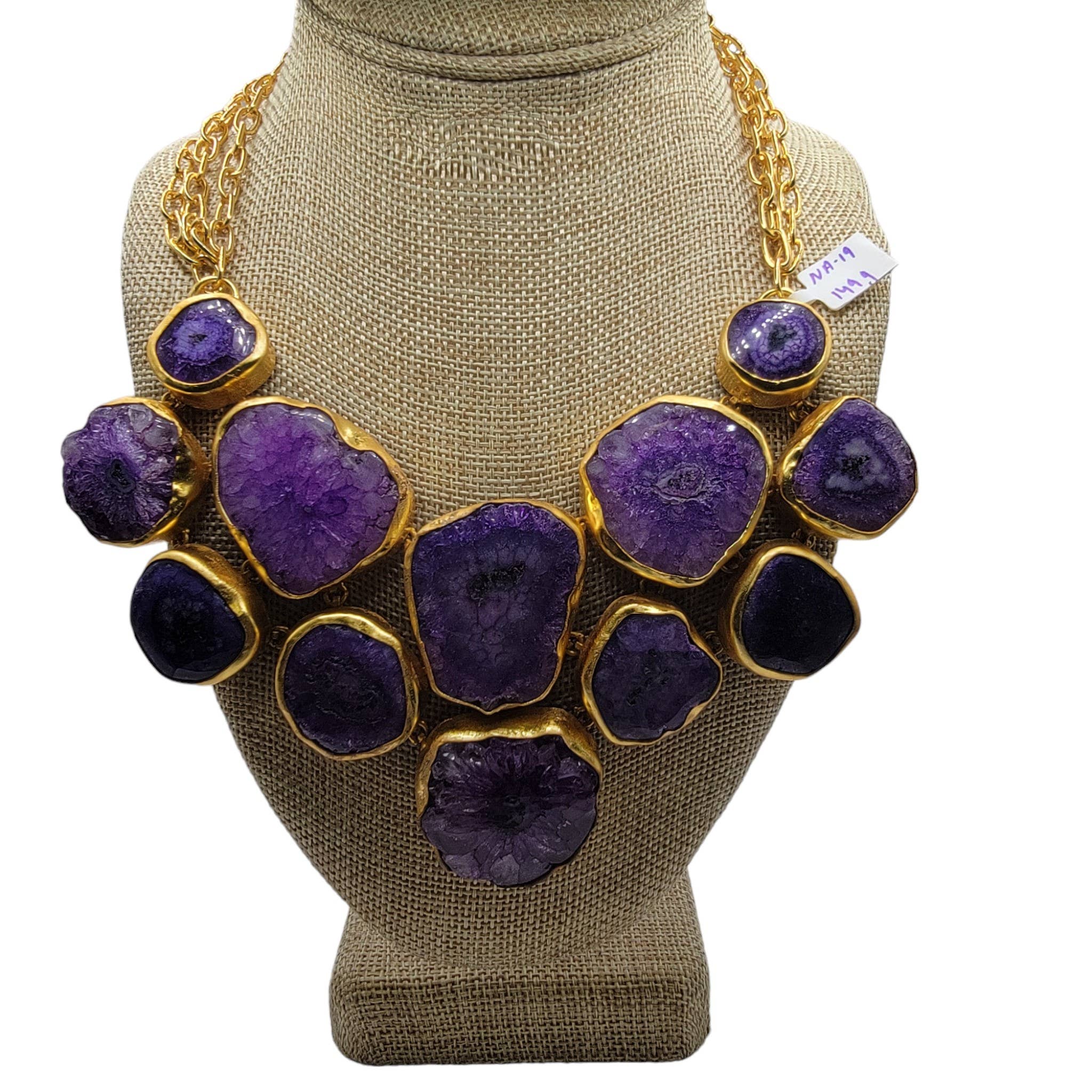 ZEYZEY – wholesale Hänge-/berlockhalsband – Handgjort guldförsett halsband med statement av lila druzy agat2