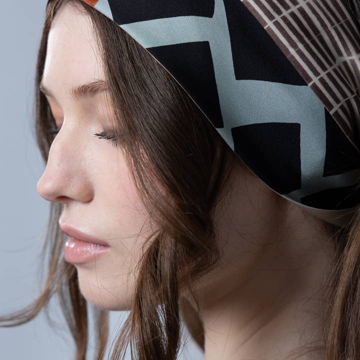 Pashmisy - Wholesale Scarf - Women's - Rust Bloom Skinny Silk Scarf In Black And Cream (11 x 85 cm)4