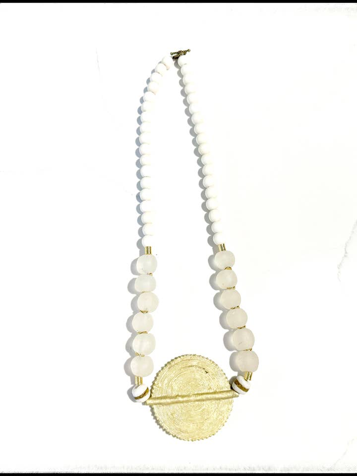 Midi kort træ & ben perle halskæde hvidguld vedhæng for engroshandel hos GentrybyJenna