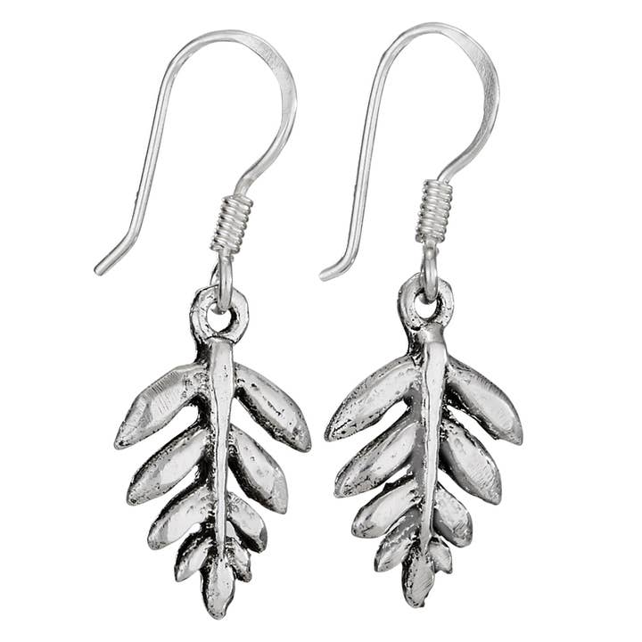 Boucles d'oreilles en argent sterling sous les feuilles pour la vente par Tiger Mountain Jewelry