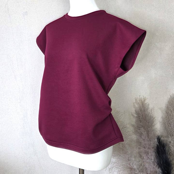 Soft scuba fabric top with ruched side detail (M) for wholesale by Tempest Designs