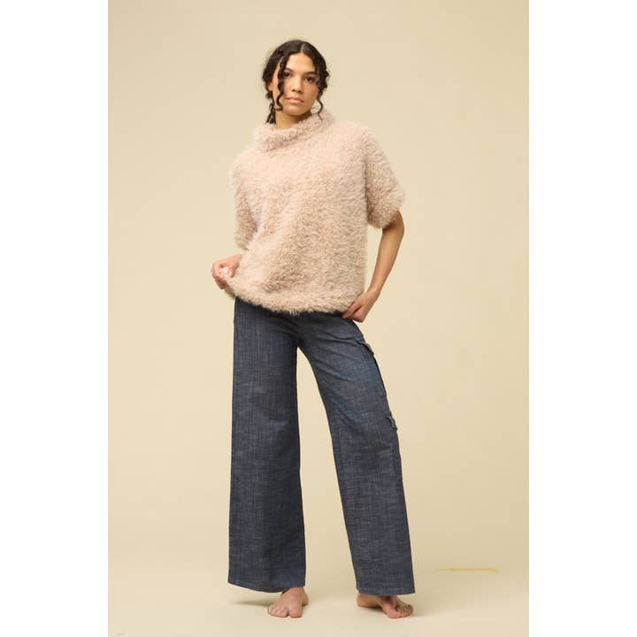 Eco-fur cape 8438 and other Purchase Wholesale accessori capelli on line. Free Returns & Net 60 Terms on Faire trending on Faire.