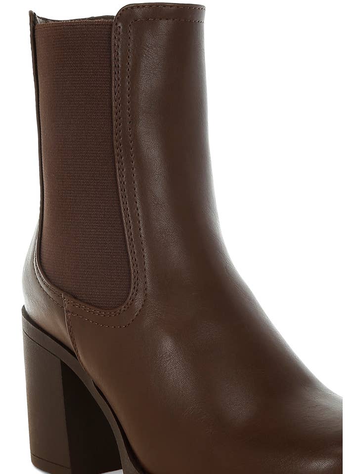 Rag Company - Wholesale Chelsea Boots - Women's - Scuala Faux Leather Chelsea Boots1